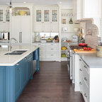 Countryside Traditional Kitchen - Astro Design - Ottawa ...