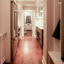 Floors for 934 4th Street NE