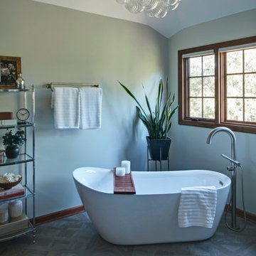 Sophisticated Elegant Primary Bathroom