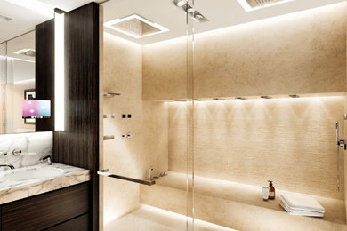 Mittelgroßes Modernes Duschbad mit flächenbündigen Schrankfronten, braunen Schränken, bodengleicher Dusche, beigen Fliesen, weißer Wandfarbe, integriertem Waschbecken, Marmor-Waschbecken/Waschtisch, beigem Boden, Falttür-Duschabtrennung und weißer Waschtischplatte in Dortmund