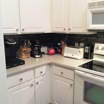 Eden Mosaic Tile Installations: Black Stainless/Black Wave Glass Mosaic Tile