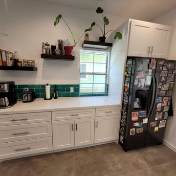 GREEN AND WHITE KITCHEN