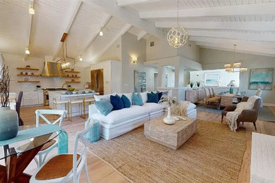 Home design - coastal home design idea in Los Angeles