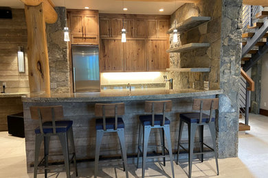 Example of a minimalist home bar design in Denver