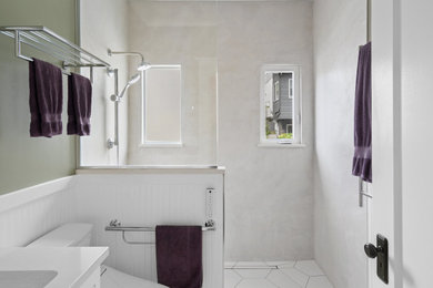 Example of a bathroom design in Portland