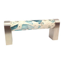 Drawer Pulls and Knobs