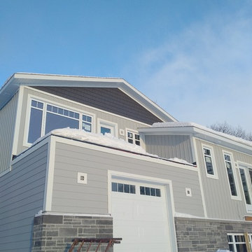 WATERFRONT HOME - CELECT CELLULAR COMPOSITE SIDING - CONSTANCE BAY, ON