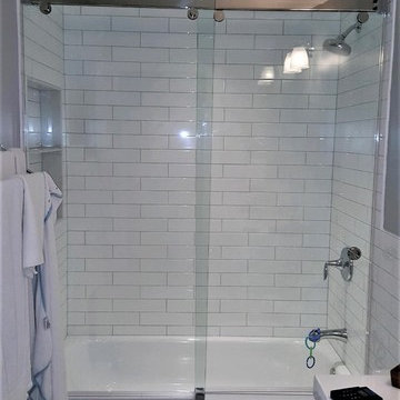 Contempa Bypass Shower Door