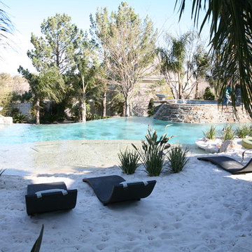 Negative Edge & Perimeter Overflow Pools in Las Vegas, Poolscapes LLC