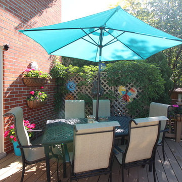 Pleasant View Outdoor Deck Decor
