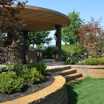 Circle of Elegance: Contemporary Circular Pergola Patio