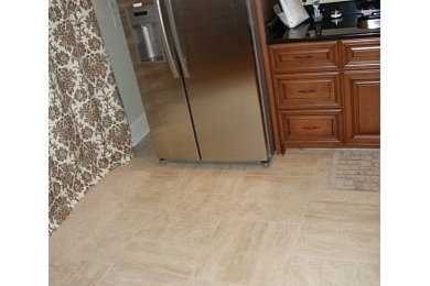 Kitchen - kitchen idea in Other