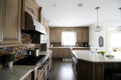 Kitchen - eclectic kitchen idea in New York