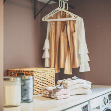 Unconventional Traditional Laundry/Art Studio