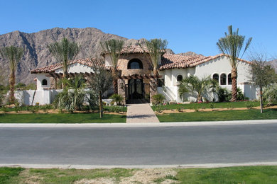 Tuscan exterior home photo in Los Angeles