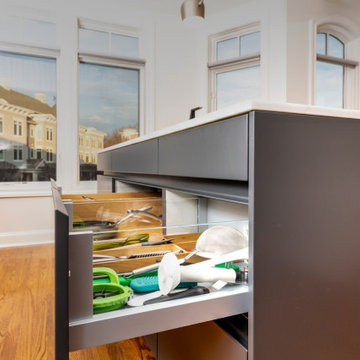 Mysterious and efficient kitchen in Sleepy Hollow, NY (2019)