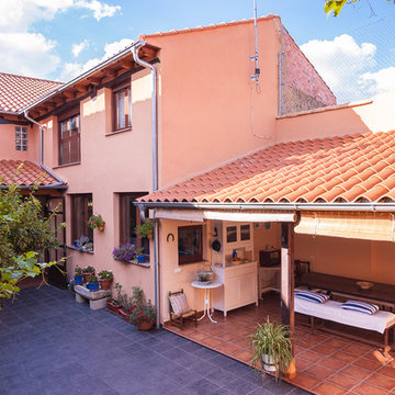 Home Staging y Reportaje Fotográfico en una casa de pueblo leonesa