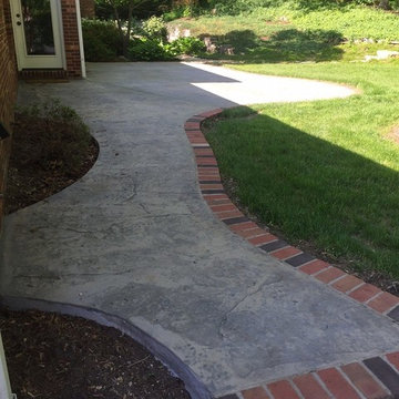 Sunset Hills, Missouri Stamped Concrete Patio with Brick Border