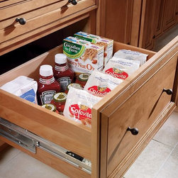 Thomasville Kitchen-3Drawer Base Cabinet - Products