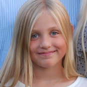 Olivia Dööss billede