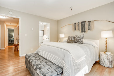 Small beach style bedroom photo in San Francisco