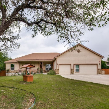 5683 VERBENA ST, San Antonio, TX 78240-1744