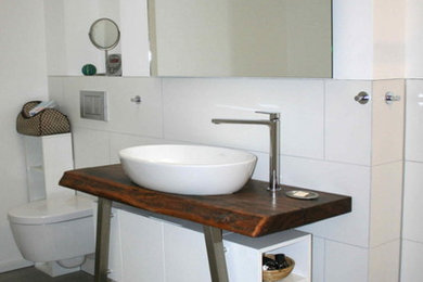 This is an example of a contemporary bathroom in Berlin.