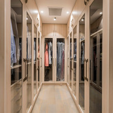 Kleiderschrank