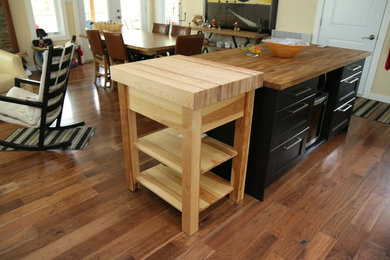Butcher block in with drawer (maple)