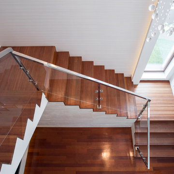 Staircase manufacturing and installation in Staten Island