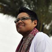 Ian Bismarkia's photo