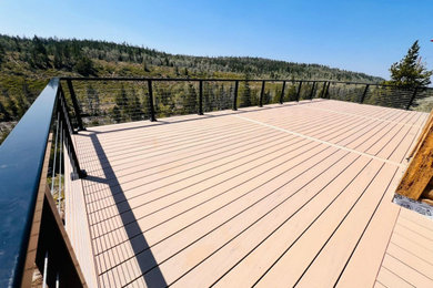 Minimalist deck photo in Salt Lake City