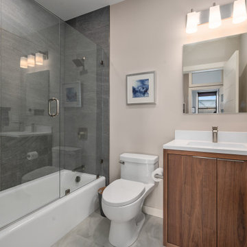 Upscale Condo Bath 1