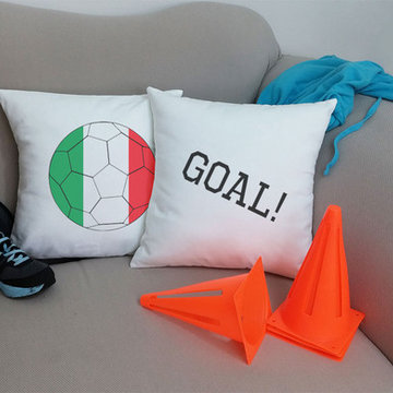 RoomCraft "Soccer Flags" Bedding and Room Decorations