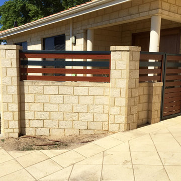 Statement frame and fencing
