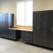 Garage workbench