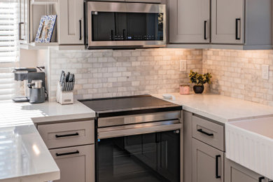 Kitchen - kitchen idea in Sacramento