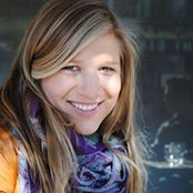 Melissa May's photo