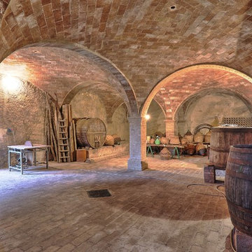 Andar per Vino e Cantine in Toscana