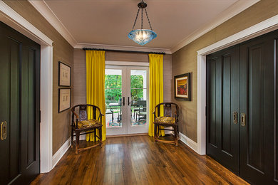 Entryway - transitional entryway idea in Detroit