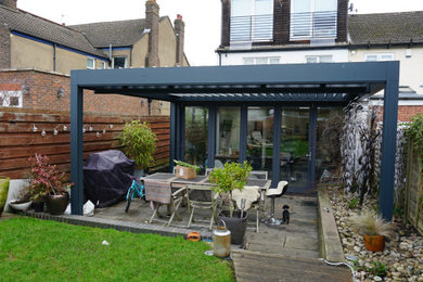 Design ideas for a garden in Hertfordshire.