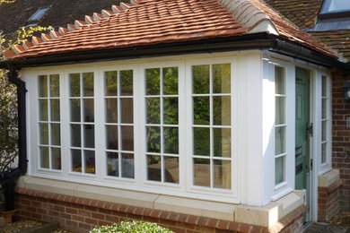 Traditional sunroom in Hertfordshire.