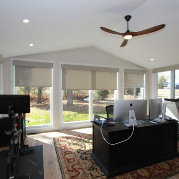 Roller shades-screen, light filtering, room darkening