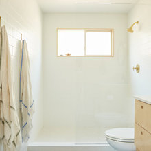 hollywood bathroom