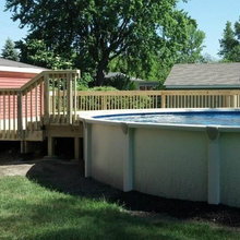 backyard patio/pool deck