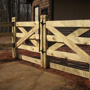 3 Rail "Post & Rail" style Wood Fence with 2x2 Wire Mesh