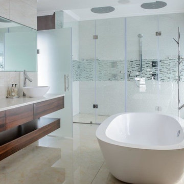 Main Bathroom.pearlescent tiles & mirror mosaic wall detail