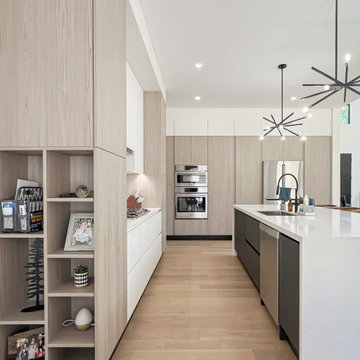 Grey Pine Modern Kitchen: Tiny, ON