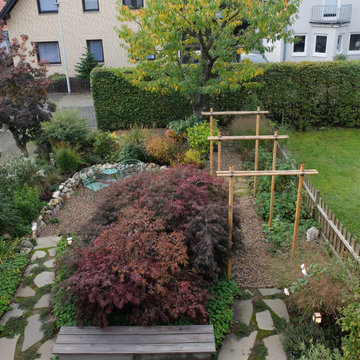 Vier-Jahreszeiten-Reihenhaus-Garten