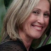 Joan Alexander's photo